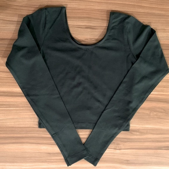 American Apparel size XS longsleeve crop top - Picture 2 of 7